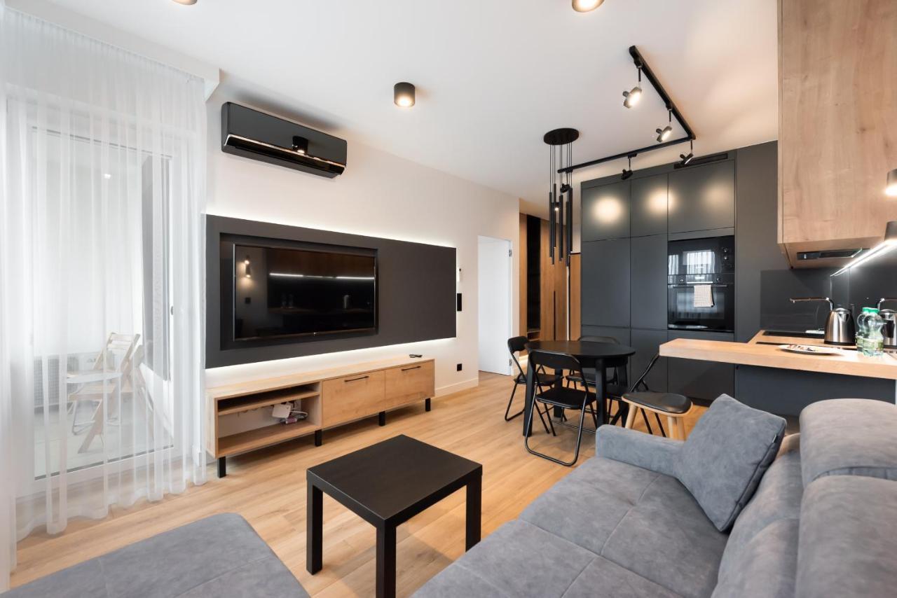 Zoliborz Obsidian Apartment ワルシャワ エクステリア 写真
