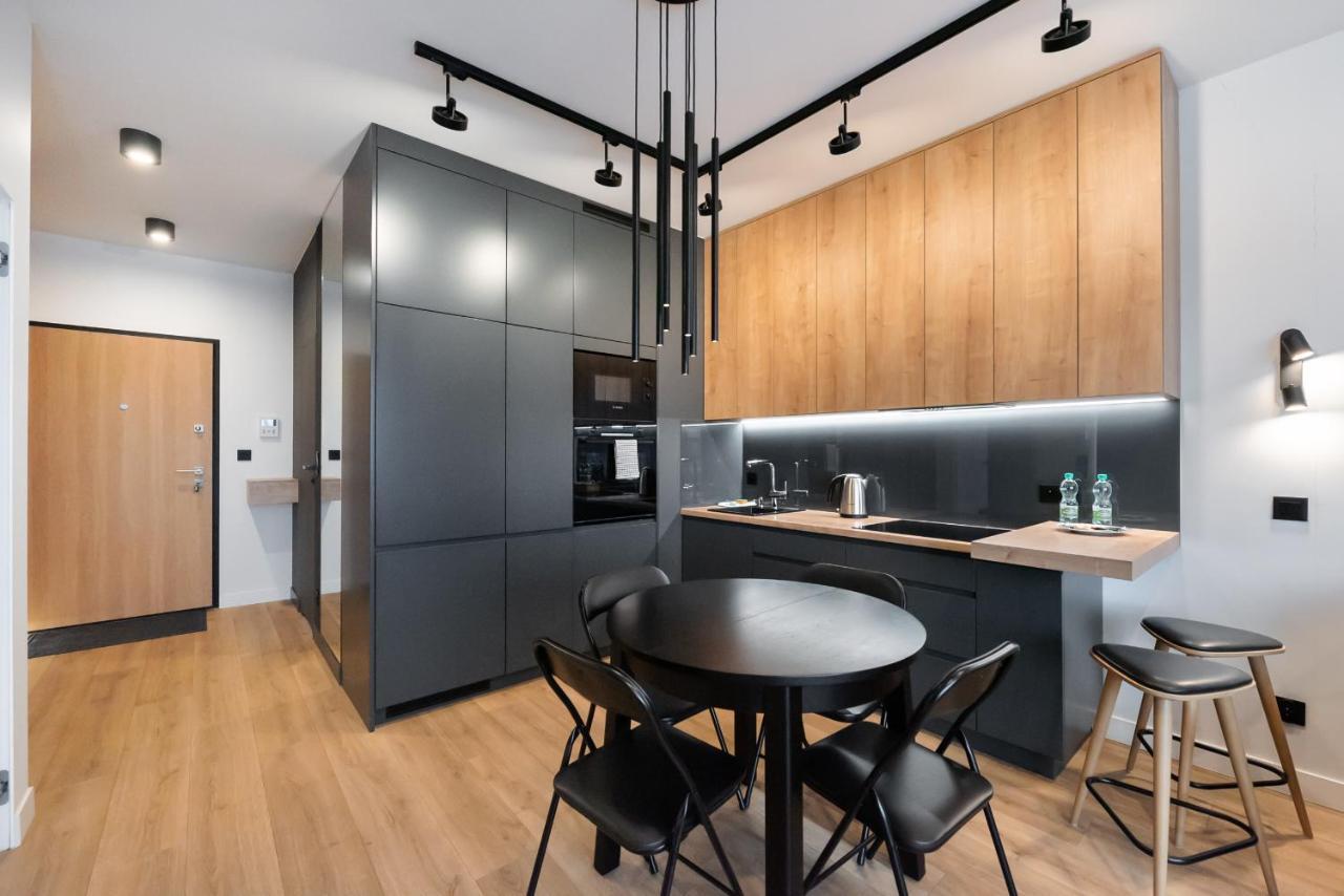 Zoliborz Obsidian Apartment ワルシャワ エクステリア 写真