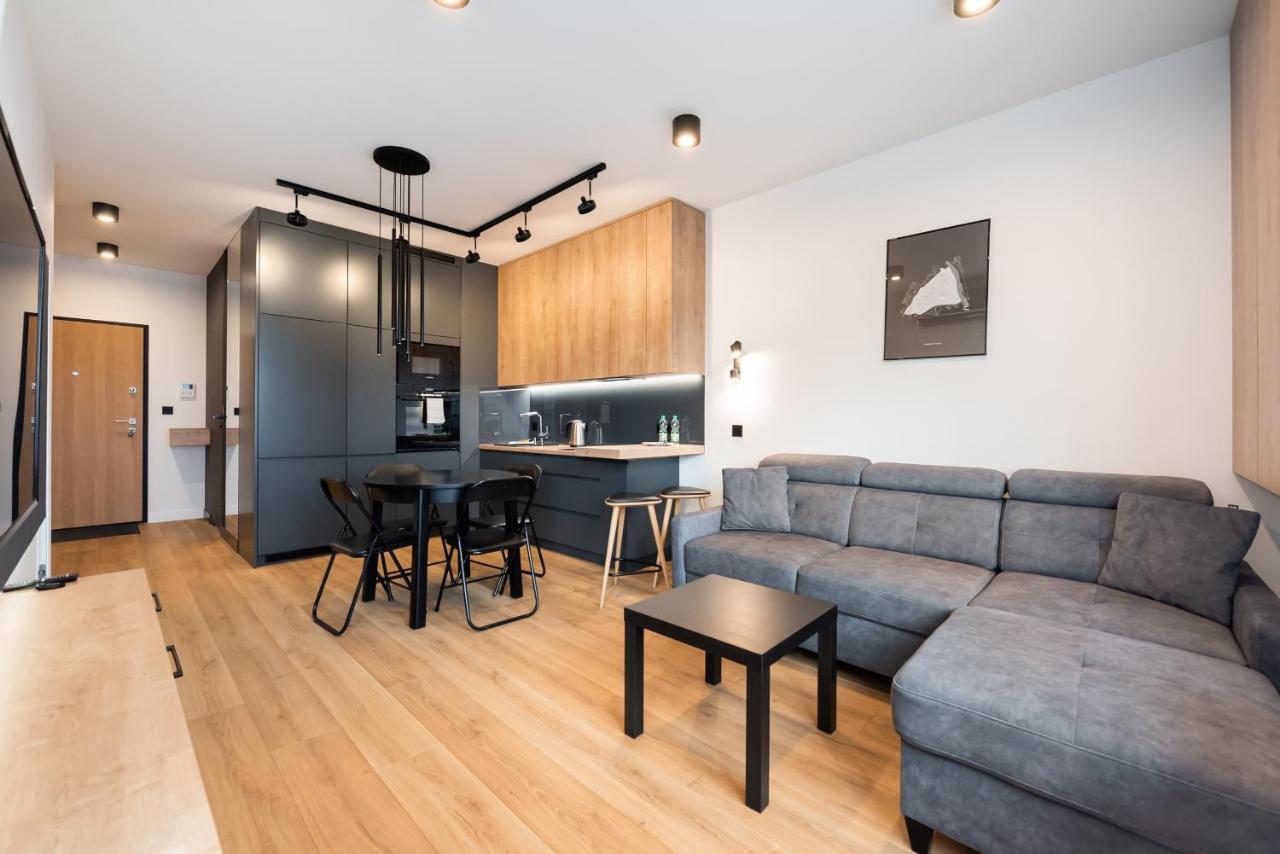 Zoliborz Obsidian Apartment ワルシャワ エクステリア 写真